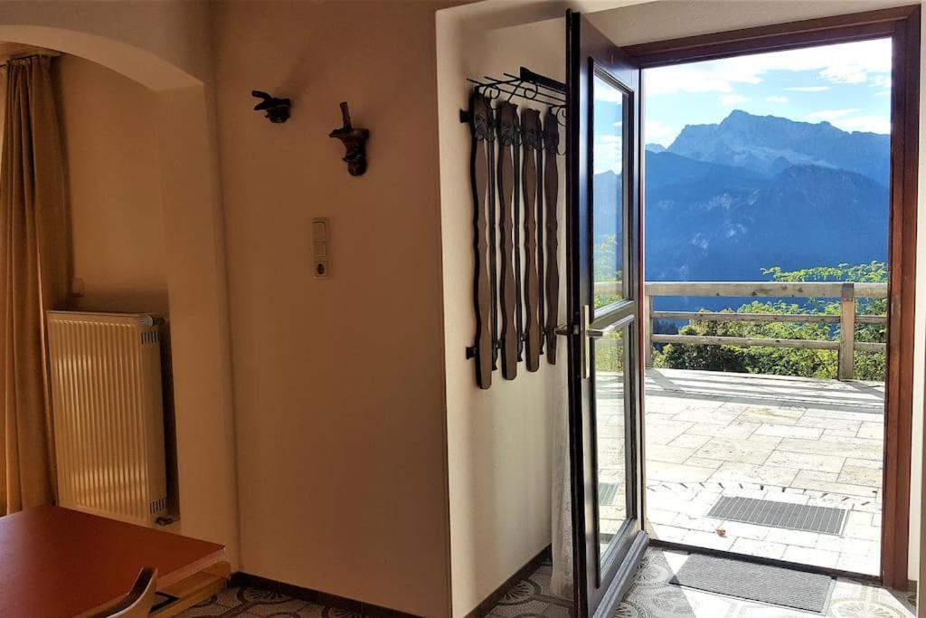 2 Bergpanorama Mit Blick Ins Tal Fuer Absolute Nichtraucher Berchtesgaden
